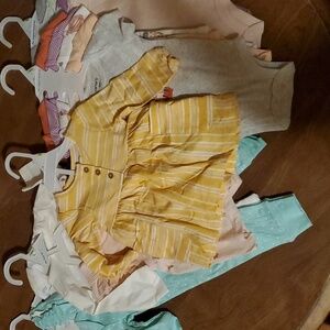 Carter's 0-3 month bundle
